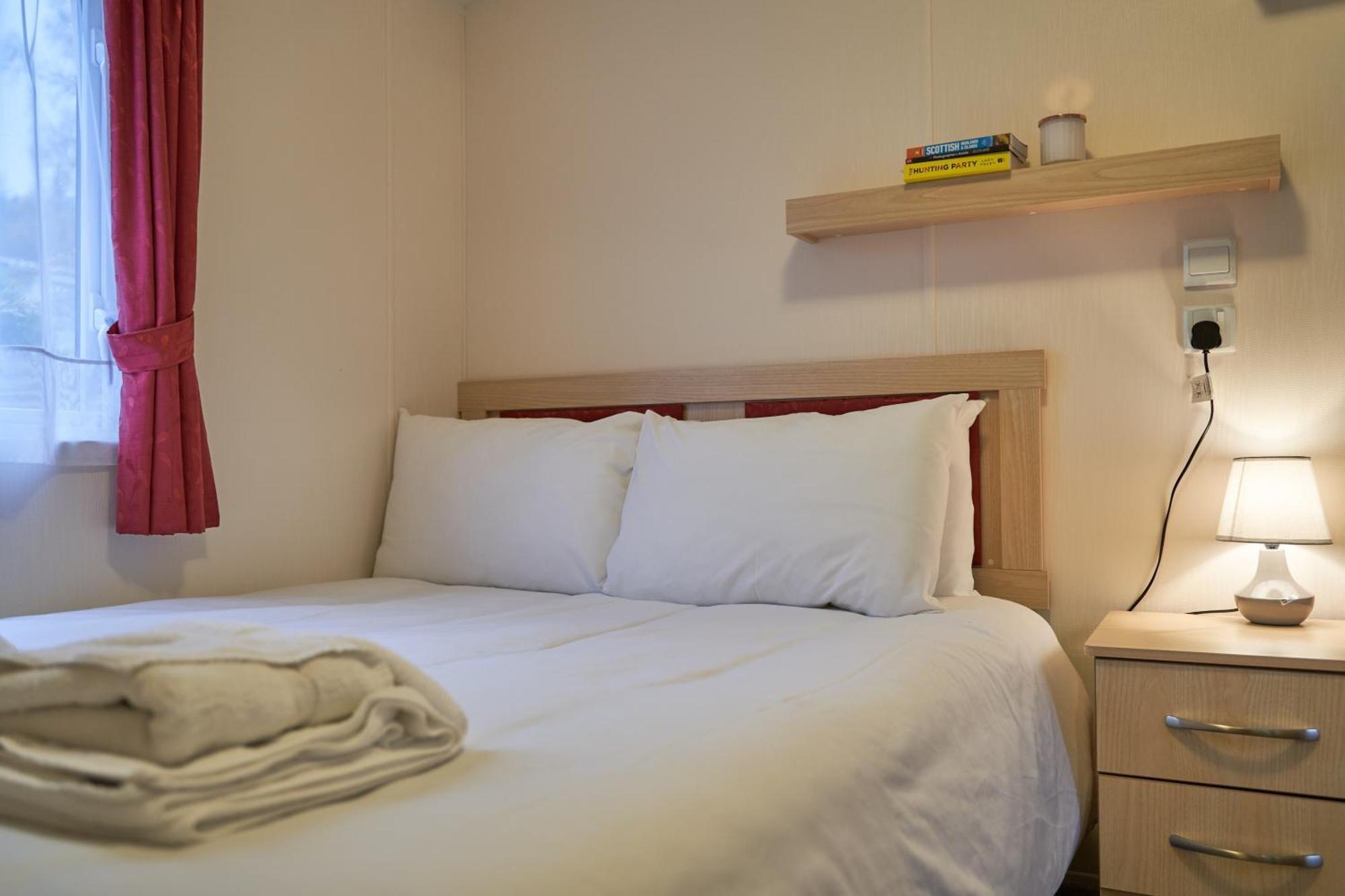Linnhe Lochside Holidays Corpach Zimmer foto